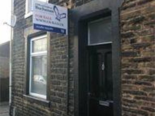 2 Bedrooms End terrace house for sale in Dalton Street, Nelson, Lancashire BB9