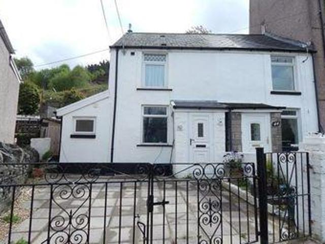 2 Bedrooms End terrace house for sale in Rhiw Parc Road, Abertillery NP13