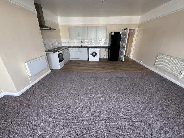 2 Bedrooms Flat Cryodon £1,650 pcm