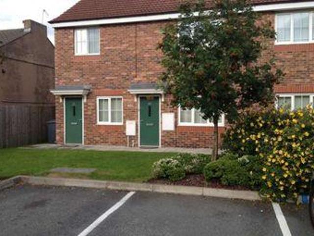 2 Bedrooms Flat for rent in Coronation Avenue, Wallasey CH45