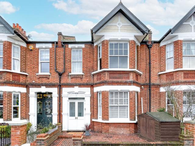 2 Bedrooms Flat for Rent in Adela Avenue | Foxtons