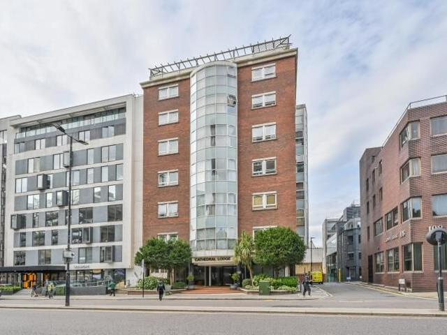 2 Bedrooms Flat for Rent in Aldersgate Street | Foxtons