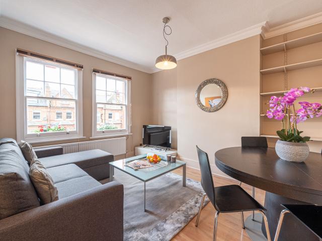 2 Bedrooms Flat for Rent in Goldhurst Terrace | Foxtons