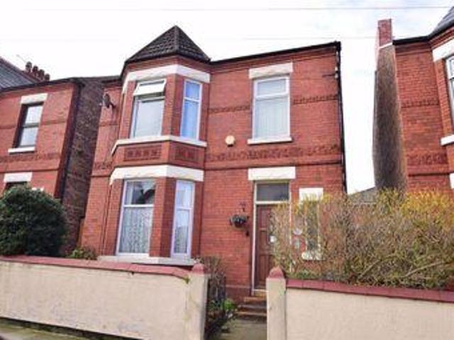 2 Bedrooms Flat for rent in Grosvenor Road, Wallasey, Merseyside CH45