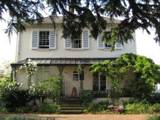 2 Bedrooms Flat for rent in Grove Street, Leamington Spa, Leamington Spa CV32