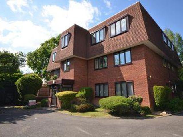 2 Bedrooms Flat for rent in Dudley Court, 16 Crawford Avenue, Wembley, Middlesex HA0