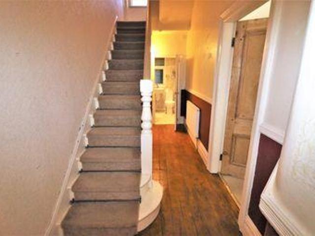2 Bedrooms Flat for rent in Ennerdale Road, Wallasey CH45