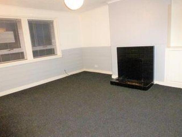 2 Bedrooms Flat for rent in East Main Street, Darvel KA17