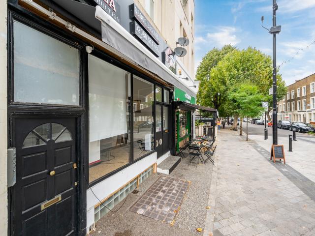 2 Bedrooms Flat for Rent in Fernhead Road | Foxtons
