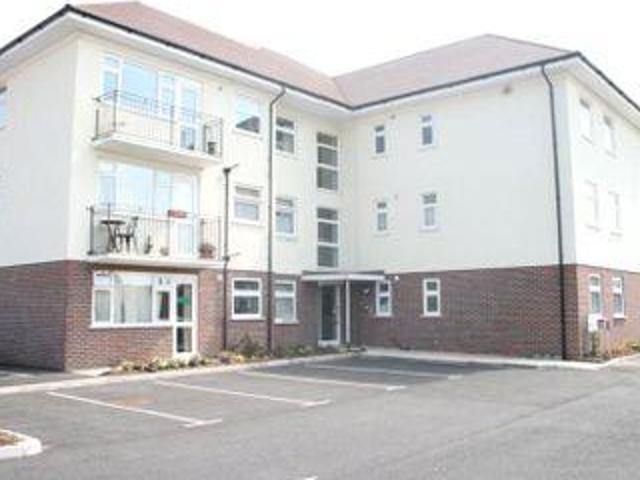 2 Bedrooms Flat for rent in Fitzalan Road, Littlehampton BN17