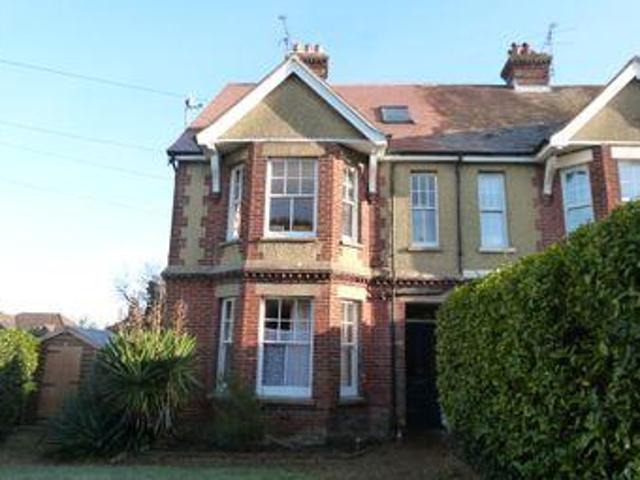 2 Bedrooms Flat for rent in Firgrove Hill, Farnham GU9