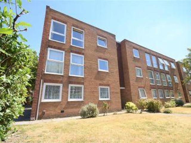 2 Bedrooms Flat for rent in Flat 6 Lois Court, Imperial Avenue, Wallasey CH45