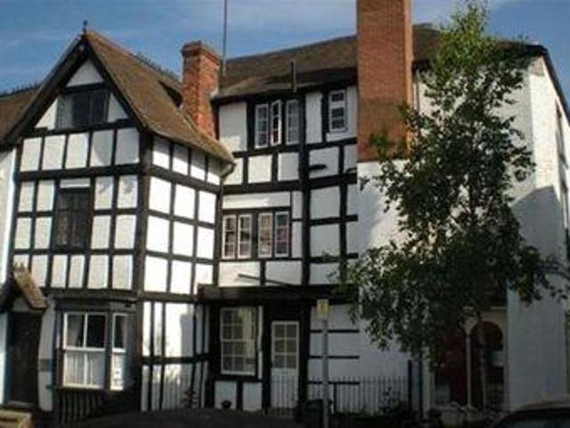 2 Bedrooms Flat for rent in Flat 1, 18 Market Square, Bromyard HR7