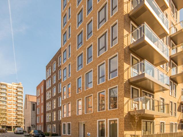 2 Bedrooms Flat for Rent in Frampton Park Road | Foxtons