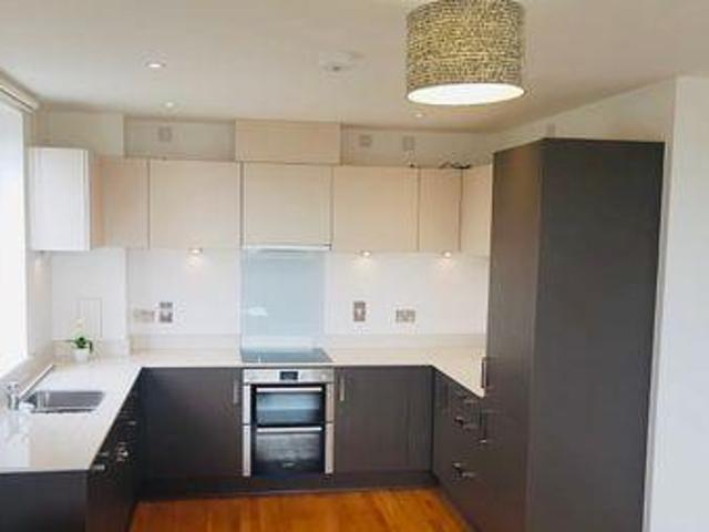 2 Bedrooms Flat for rent in Killick Way, London E1