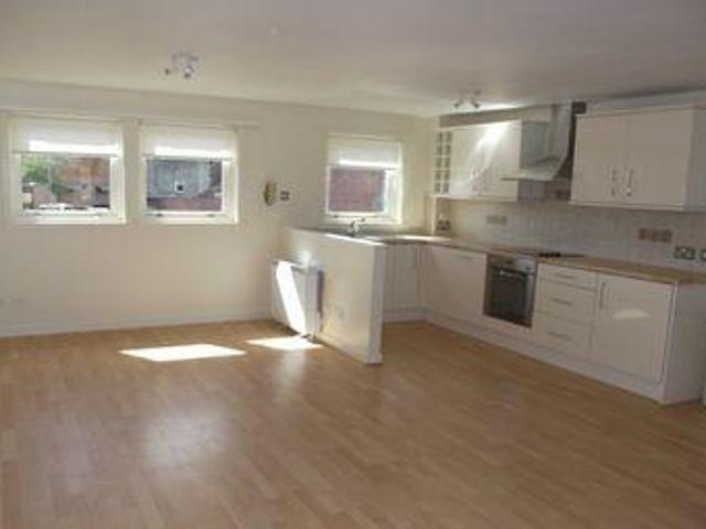 2 Bedrooms Flat for rent in Kyle Street, Ayr KA7