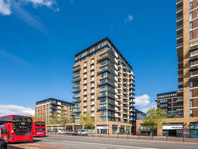 2 Bedrooms Flat for Rent in Naval House | Foxtons