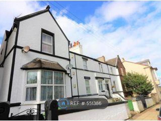 2 Bedrooms Flat for rent in New Brighton, Wallasey CH45