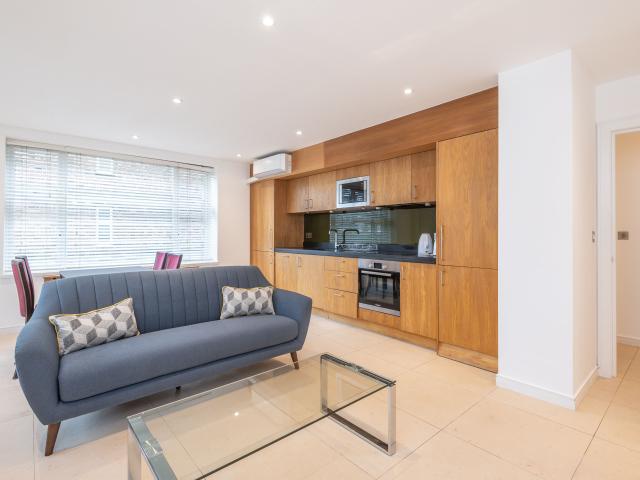 2 Bedrooms Flat for Rent in Swiss Cottage | Foxtons