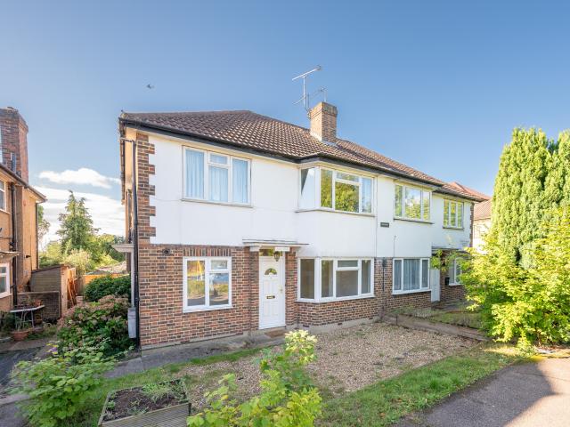 2 Bedrooms Flat for Rent in Park Court | Foxtons