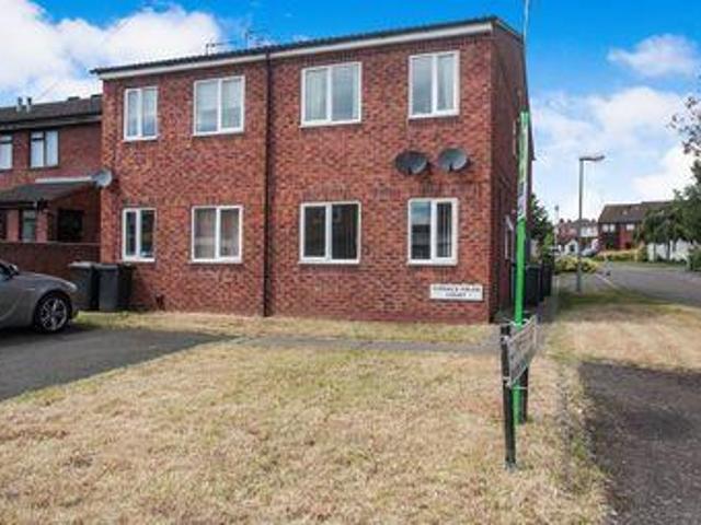 2 Bedrooms Flat for rent in Pine Tree Road, Bedworth CV12