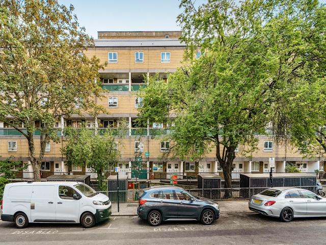 2 Bedrooms Flat for Rent in Pratt Street | Foxtons