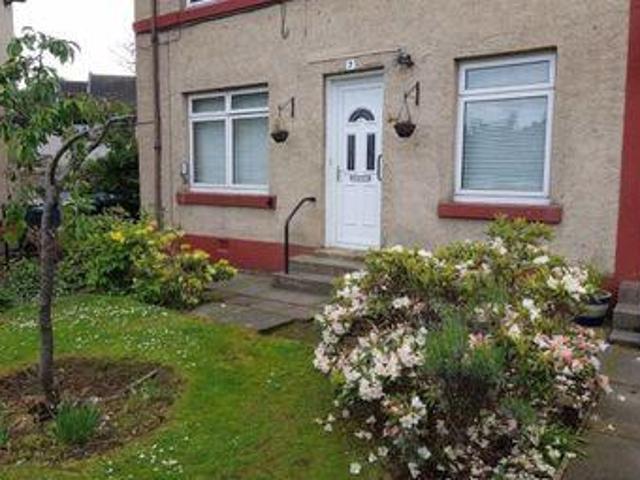 2 Bedrooms Flat for rent in Woodhall Drive, Juniper Green EH14