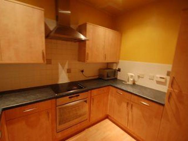 2 Bedrooms Flat for rent in Woodlands Corner, Lilford Road, Blackburn BB1