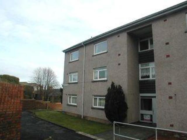 2 Bedrooms Flat for rent in Whitehall Court, Maybole KA19