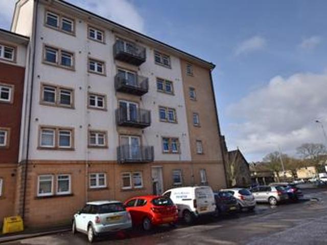 2 Bedrooms Flat for sale in 3 Heritage Court, Greenock PA16