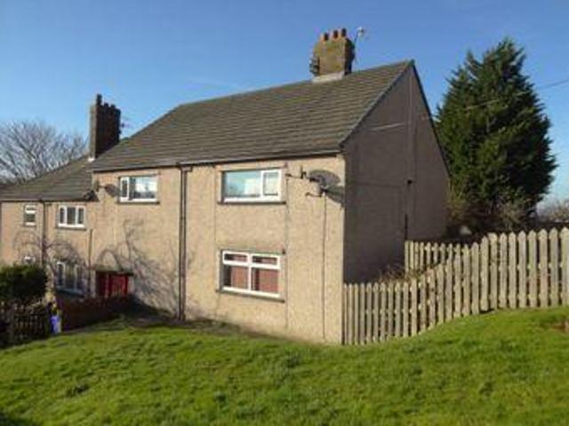 2 Bedrooms Flat for sale in Byron Road, Colne BB8