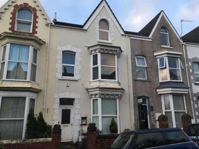 2 Bedrooms Flat for sale in Gwydr Crescent, Swansea SA2