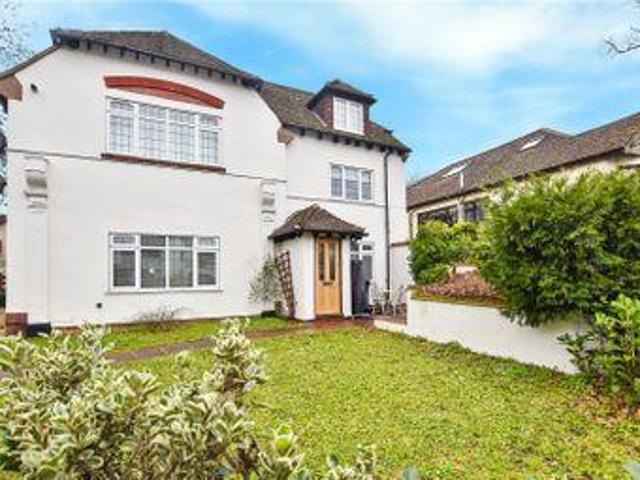 2 Bedrooms Flat for sale in Dartford Road, Bexley, Kent DA5