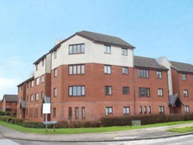 2 Bedrooms Flat for sale in Longdales Court, Falkirk FK2