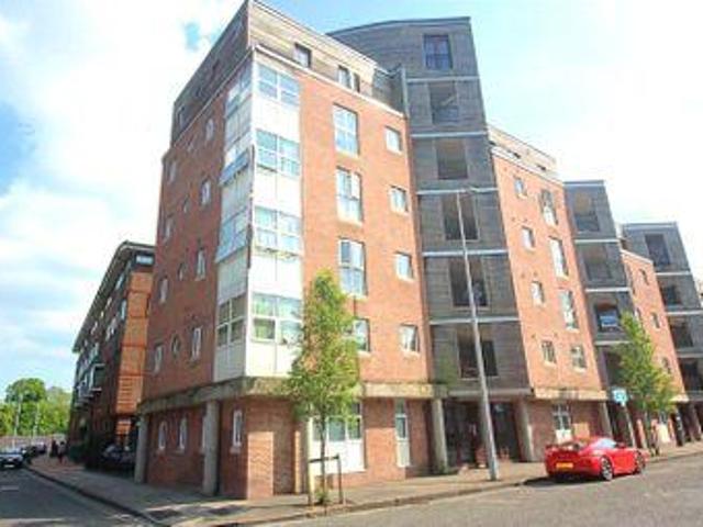 2 Bedrooms Flat for sale in Meridian Point, Friars Road, Coventry CV1