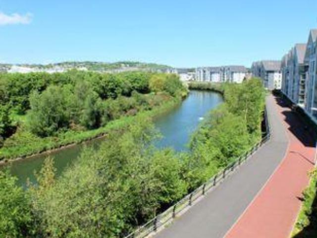 2 Bedrooms Flat for sale in Phoebe Road, Pentrechwyth, Swansea SA1