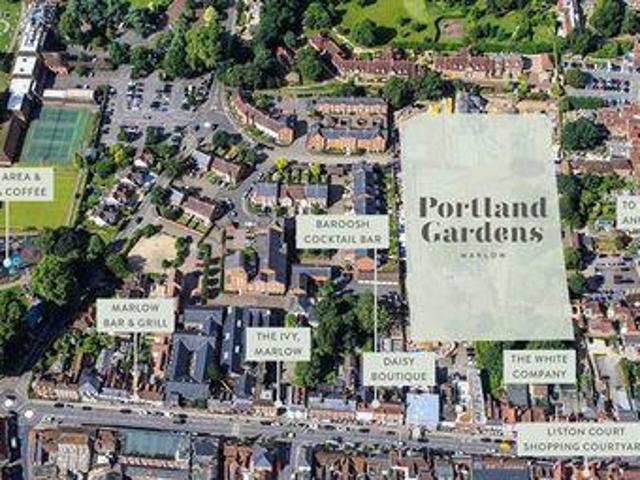 2 Bedrooms Flat for sale in ´´Windsor Court Apartments´´ at Portland Gardens, Marlow SL7