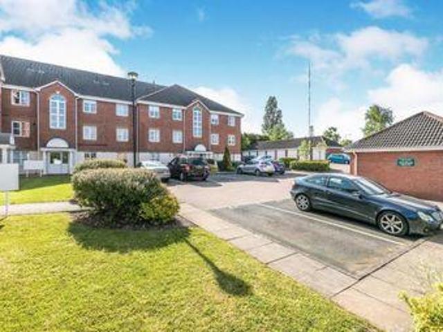 2 Bedrooms Flat for sale in Wyndley Manor, 2 Wyndley Close, Sutton Coldfield, West Midlands B74