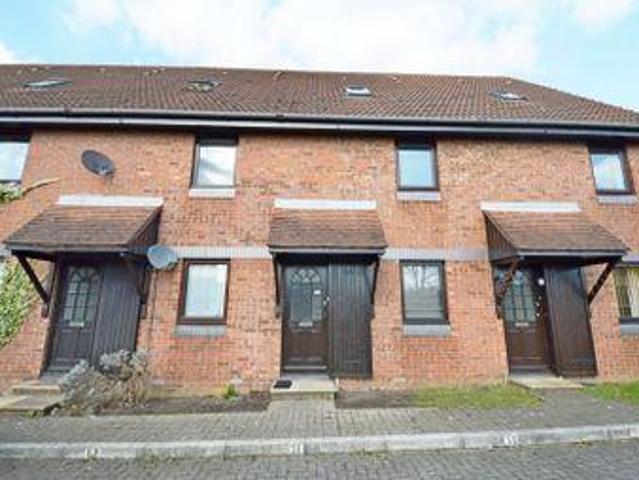 2 Bedrooms for rent in Meon Close, Petersfield GU32