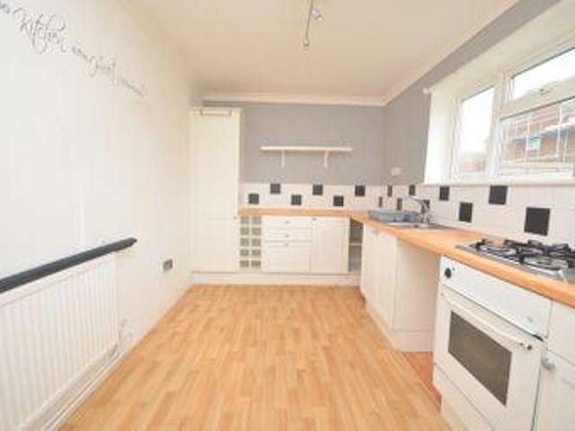 2 Bedrooms for rent in Annallee Road, South Ockendon RM15