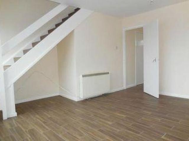 2 Bedrooms for rent in High Street, Brockmoor, Brierley Hill DY5