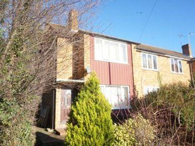 2 Bedrooms for sale in Hermitage Close, Langley, Slough SL3