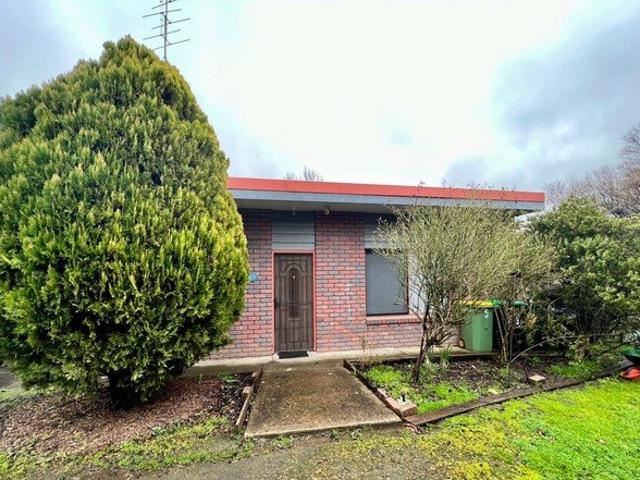 2 Bedrooms, Great location!