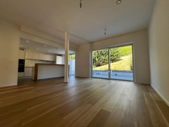 2 bedrooms groundfloor with terrace and garden