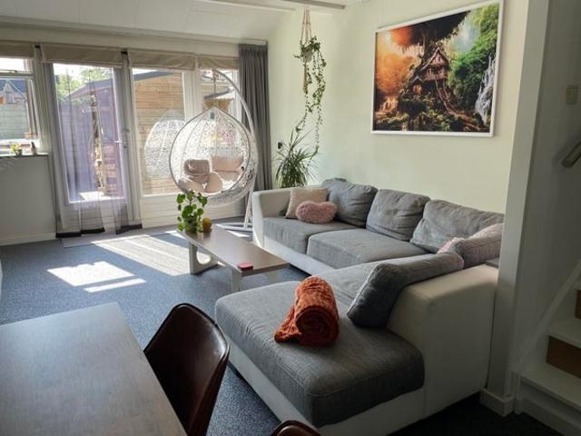2 bedrooms Huurwoning Surface Area: 85m2