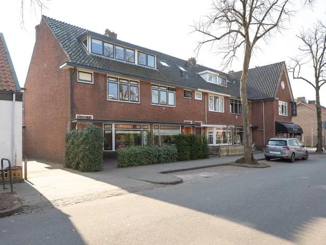 2 bedrooms Huurwoning Surface Area: 90m2
