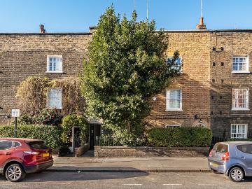 2 Bedrooms House for Rent in Ebury Bridge Road | Foxtons