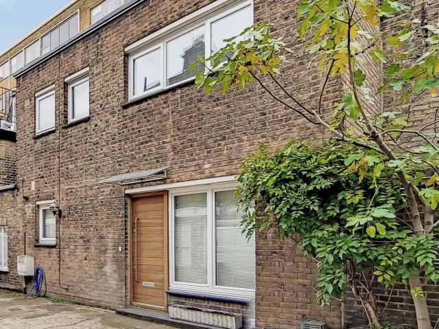 2 Bedrooms House for Rent in Wyndham Mews | Foxtons