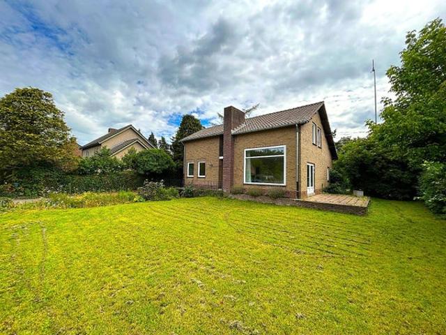 2 bedrooms House Surface Area: 288m2 Unfurnished