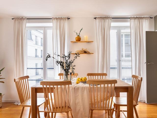 2 bedrooms in Grands Boulevards, Paris Amsterdam Apartments for Rent